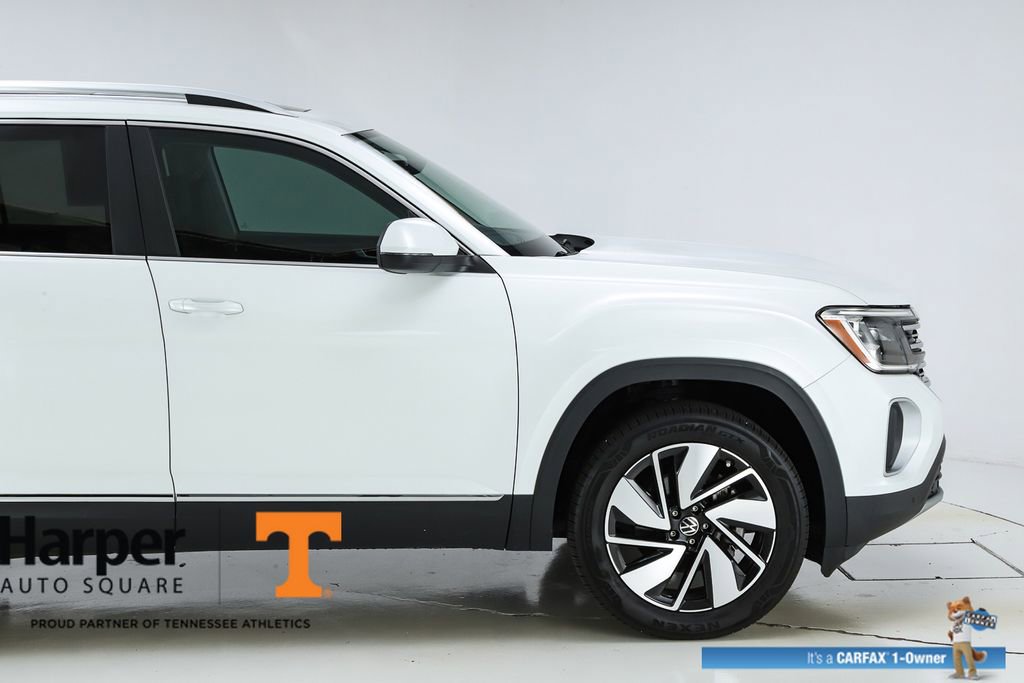 Used 2024 Volkswagen Atlas SEL AWD/4WD image 12