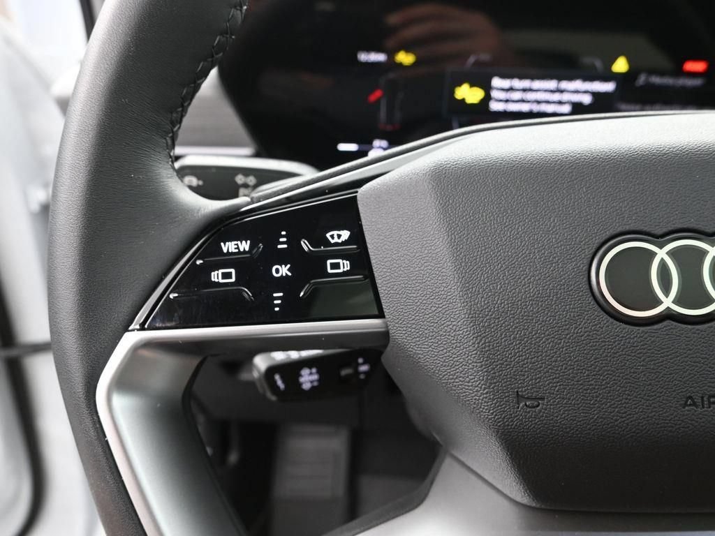New 2025 Audi Q6 e-tron Premium Plus AWD/4WD image 14