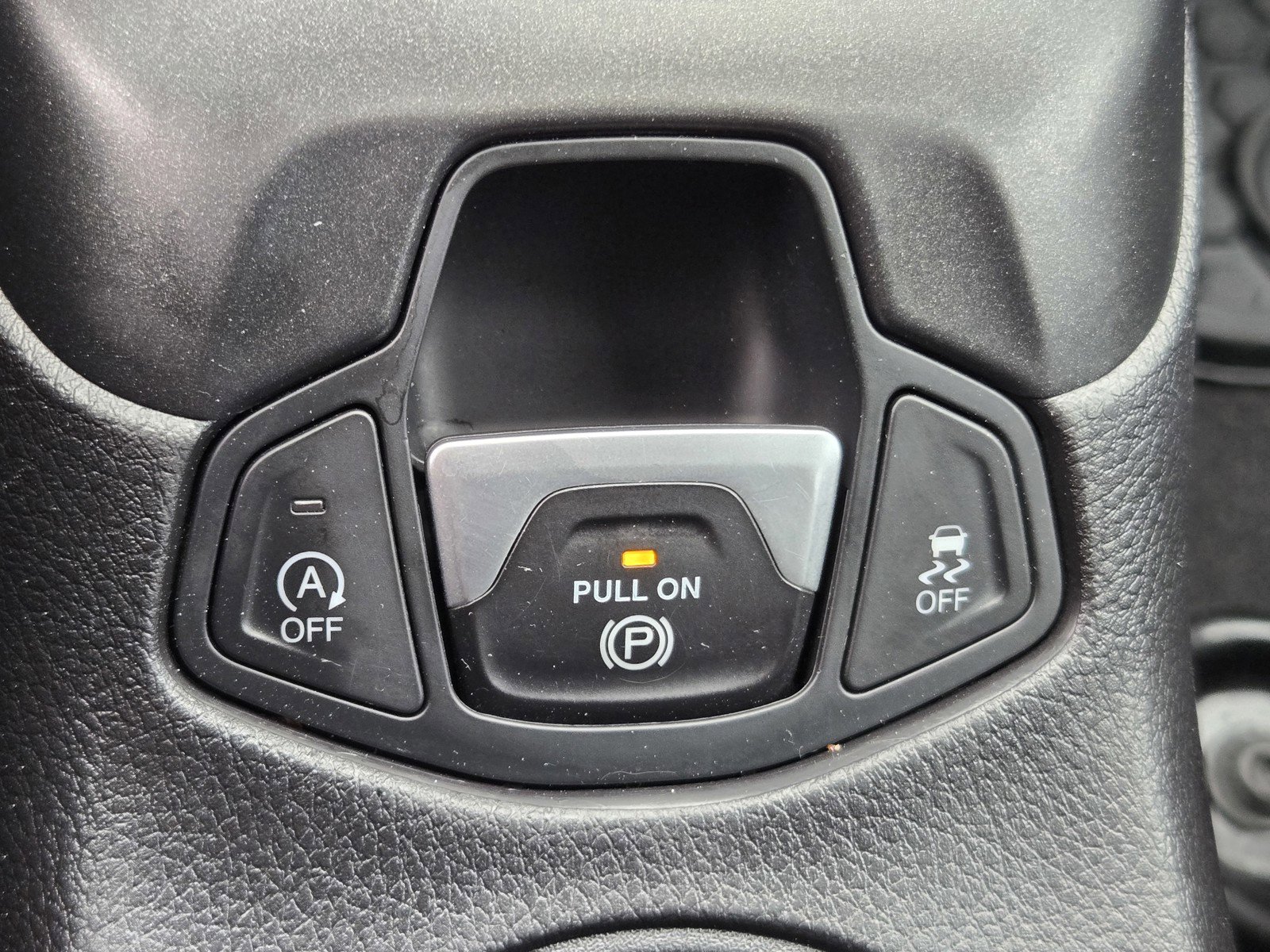 Used 2020 Jeep Compass Trailhawk w/ Leather Interior Group AWD/4WD image 22