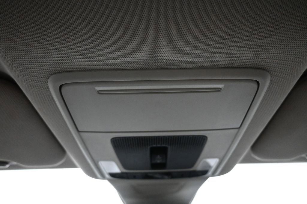 Used 2023 Honda CR-V EX-L image 17