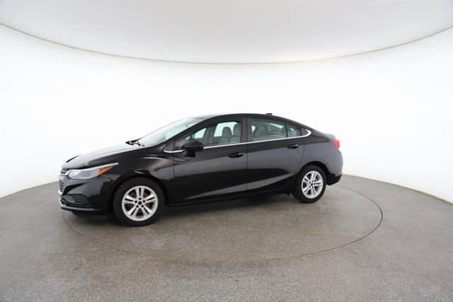 Used 2016 Chevrolet Cruze LT image 4