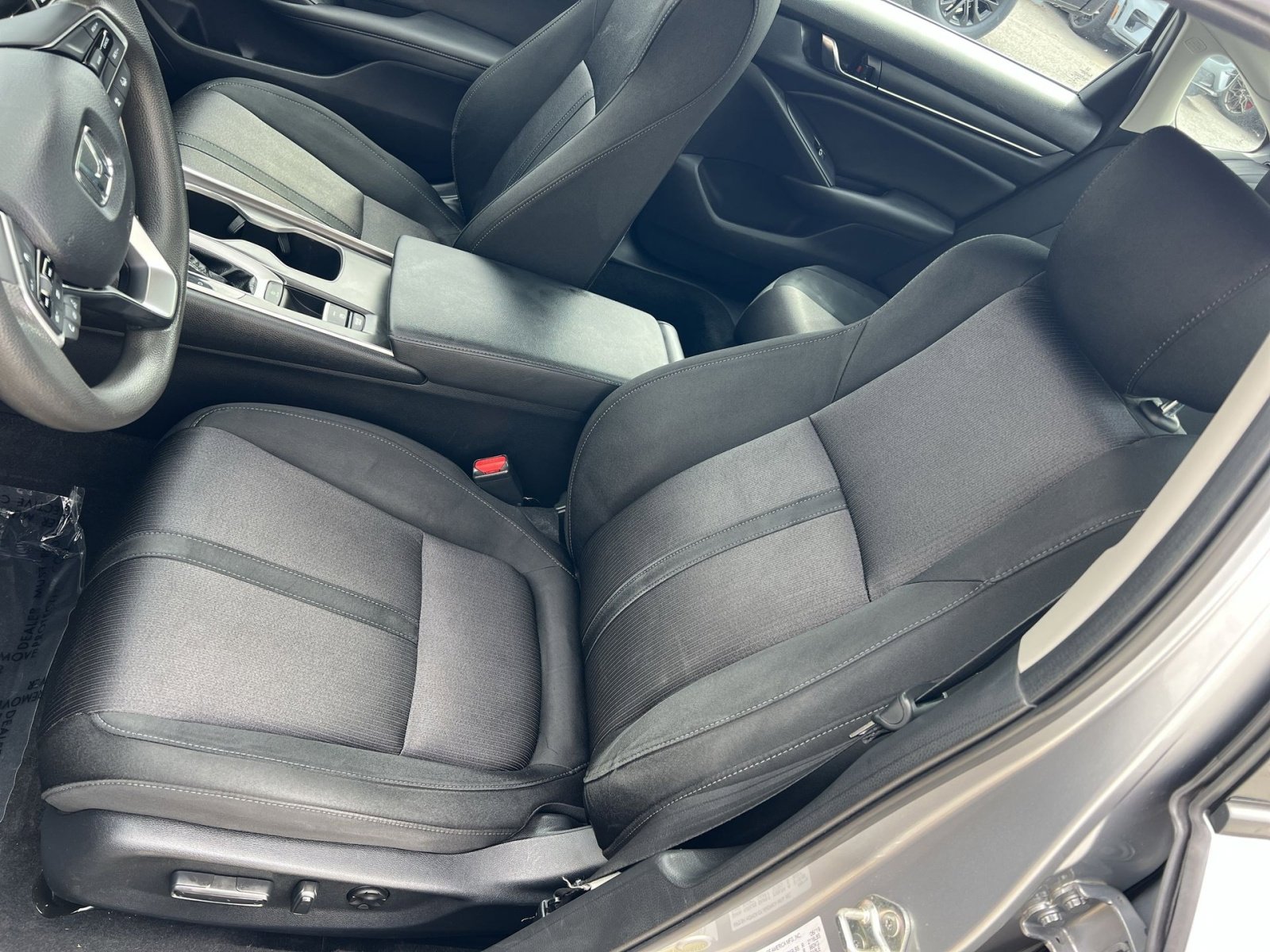 Used 2019 Honda Accord EX image 13