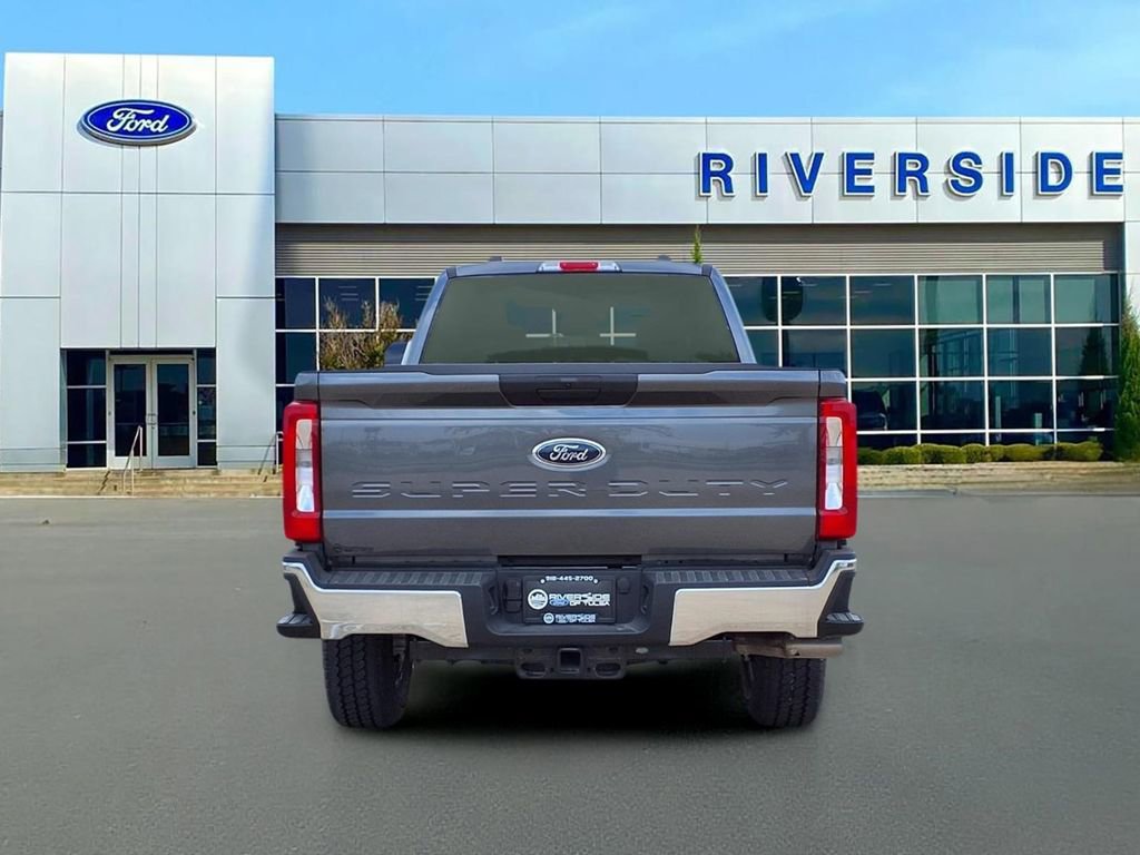 New 2026 Ford F350 XLT w/ FX4 Off-Road Package AWD/4WD image 5