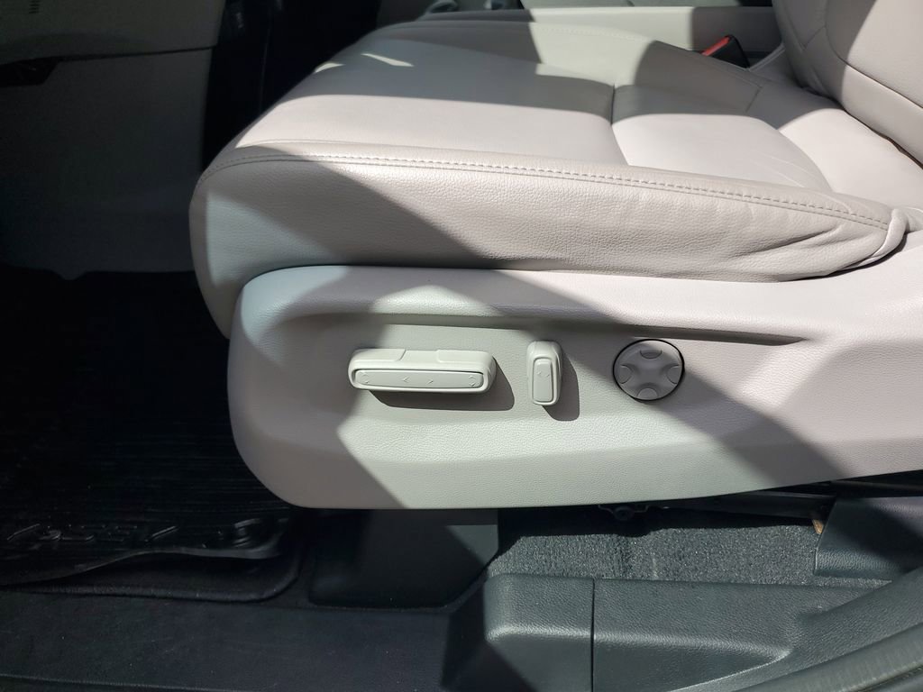 Used 2018 Honda Odyssey EX-L image 25