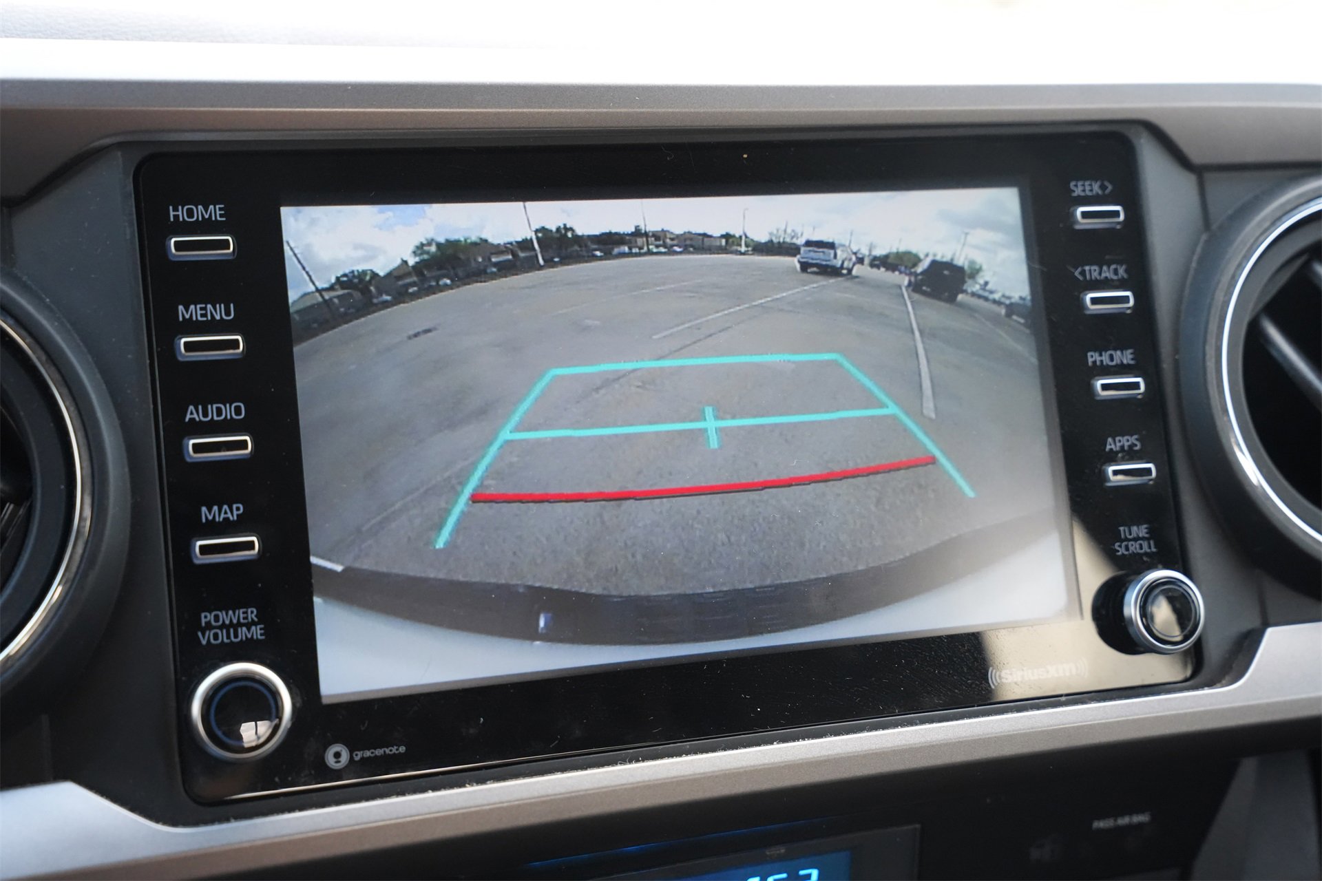 Used 2022 Toyota Tacoma SR5 w/ Technology Package image 13