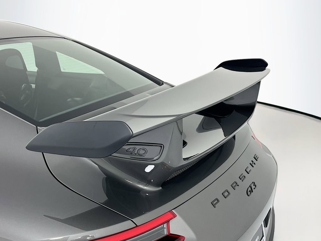 Certified 2018 Porsche 911 GT3 w/ Sport Chrono Package RWD image 33