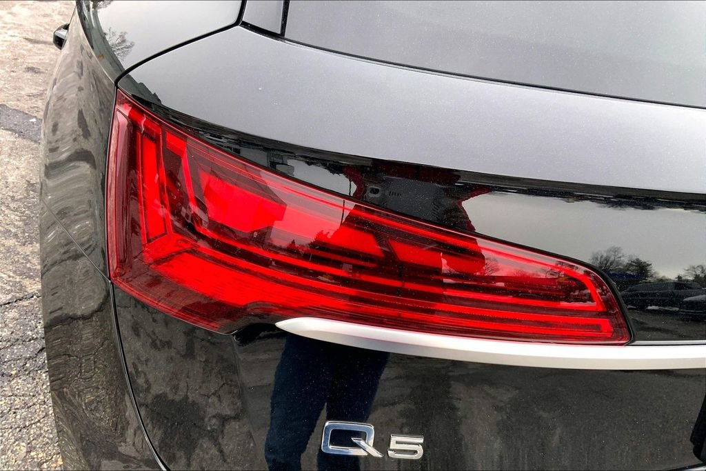 Used 2024 Audi Q5 2.0T Premium Plus w/ Premium Plus Package image 27