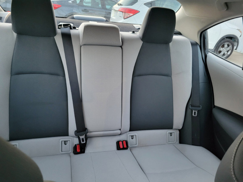 Used 2022 Toyota Corolla LE FWD image 26