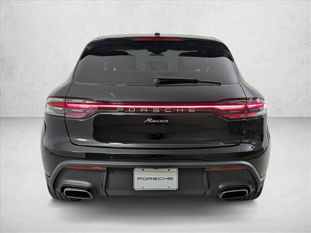 Certified 2025 Porsche Macan image 10