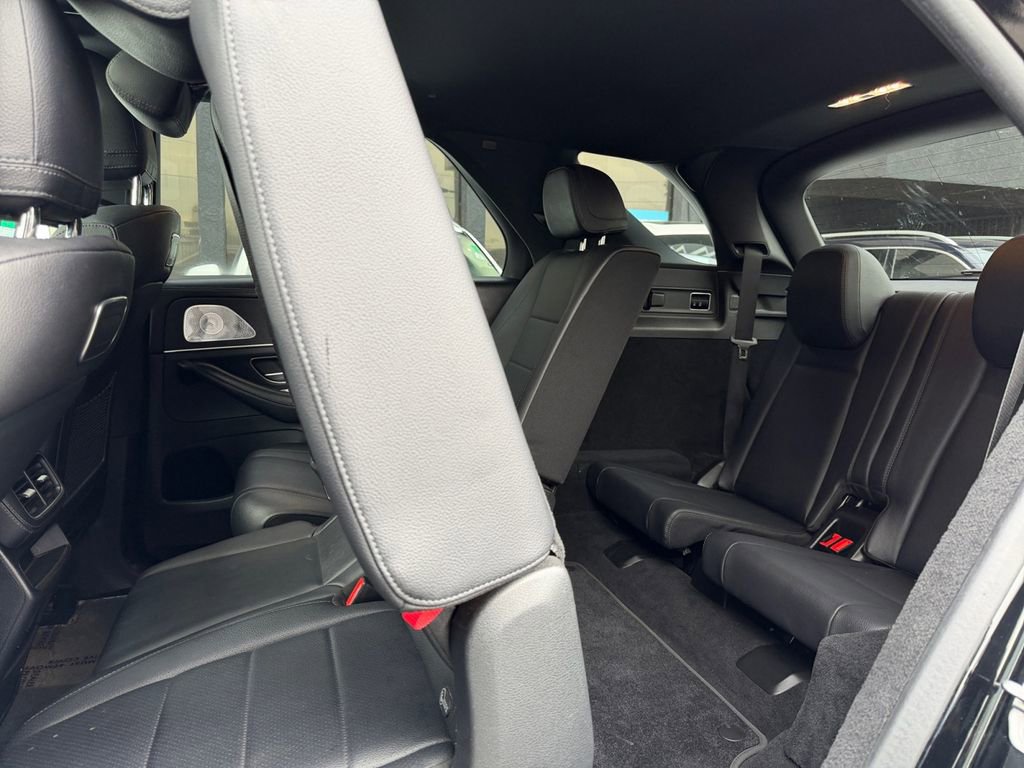 Used 2020 Mercedes-Benz GLE 350 4MATIC w/ 3rd Row Seat Package image 24