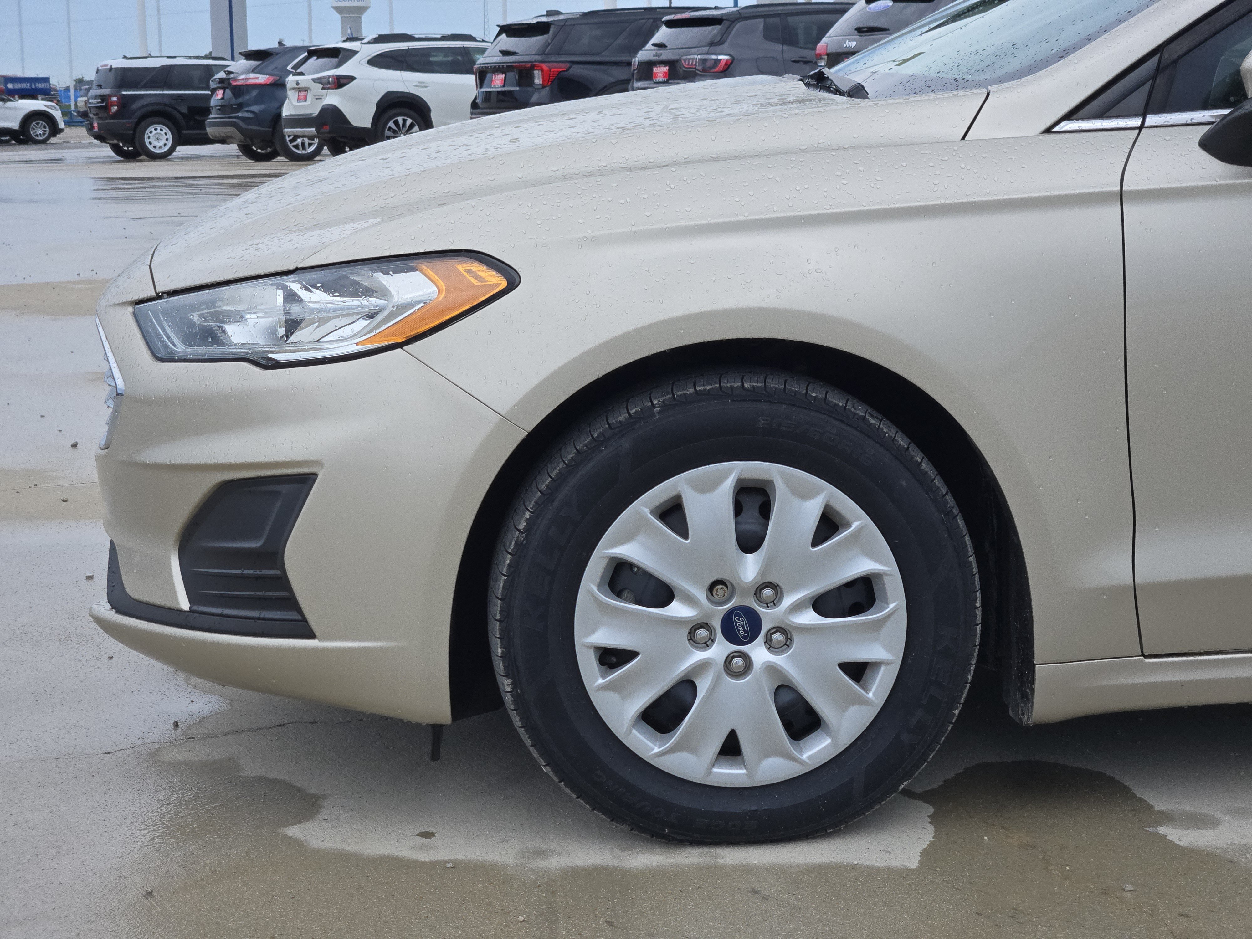 Used 2019 Ford Fusion S FWD image 8