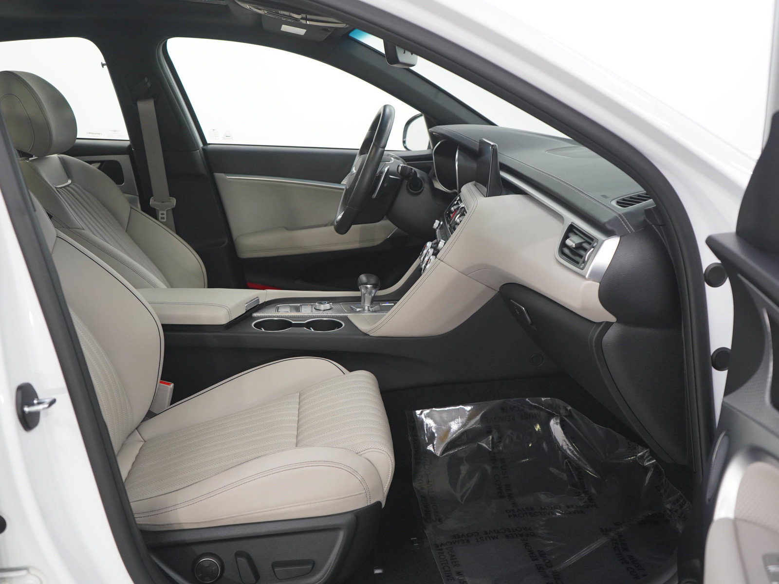 Used 2023 Genesis G70 2.0T w/ Sport Prestige Package AWD/4WD image 11