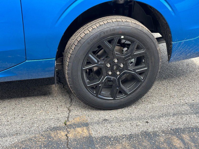 New 2026 Ford Maverick Lobo AWD/4WD image 12