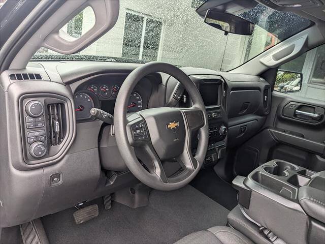 Used 2023 Chevrolet Silverado 1500 Custom w/ LPO, Dark Essentials Package AWD/4WD image 10