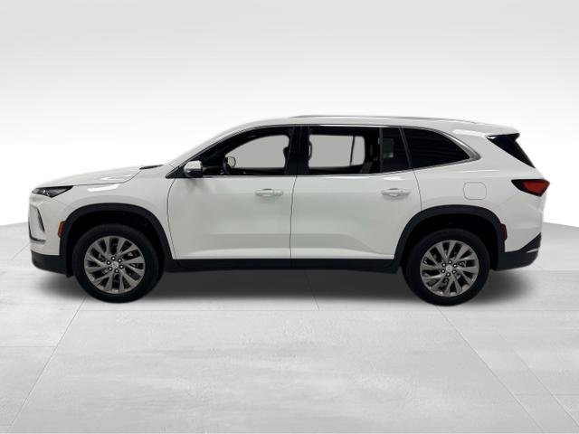 Certified 2026 Buick Enclave Preferred AWD/4WD image 2