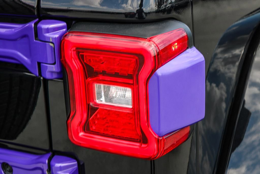 Used 2023 Jeep Wrangler Unlimited Sahara image 10