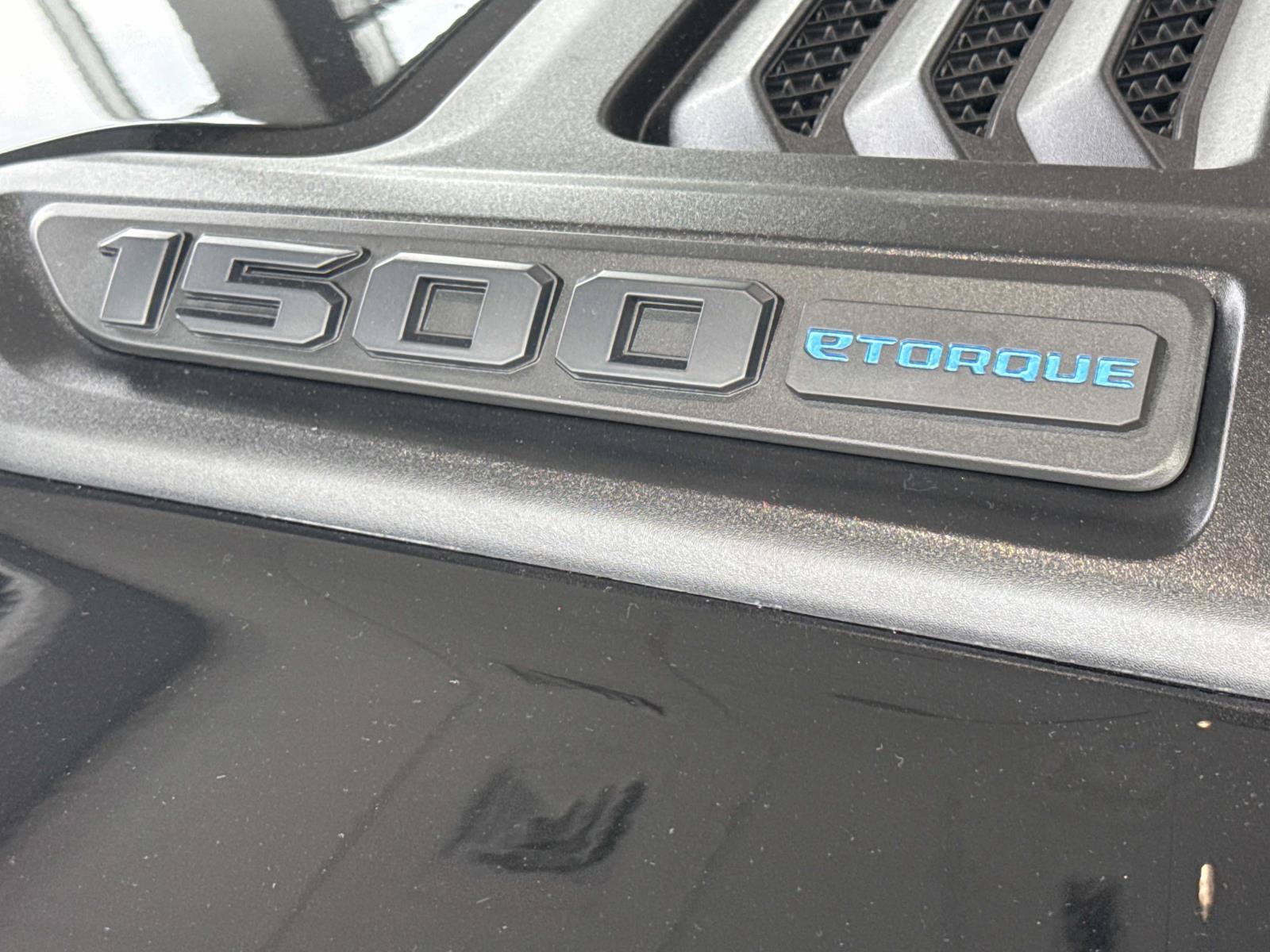 New 2026 RAM 1500 Laramie w/ Night Edition AWD/4WD image 9