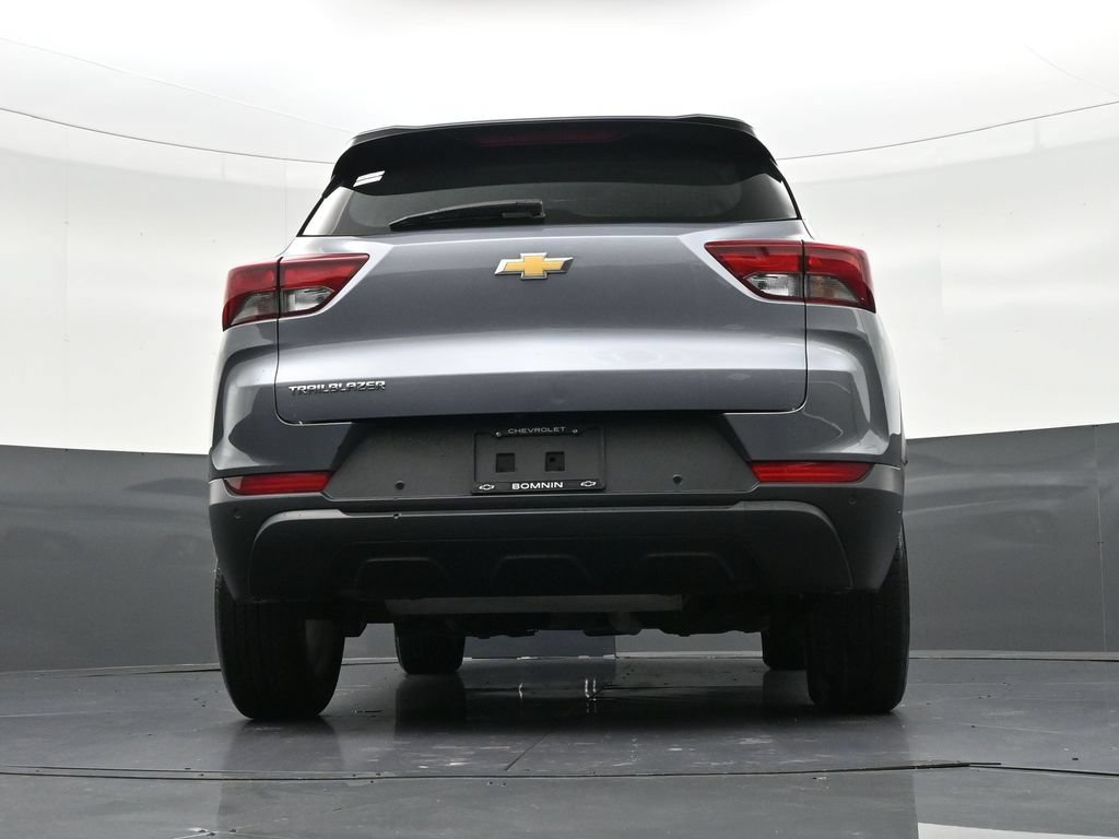 Used 2022 Chevrolet TrailBlazer LS FWD image 27