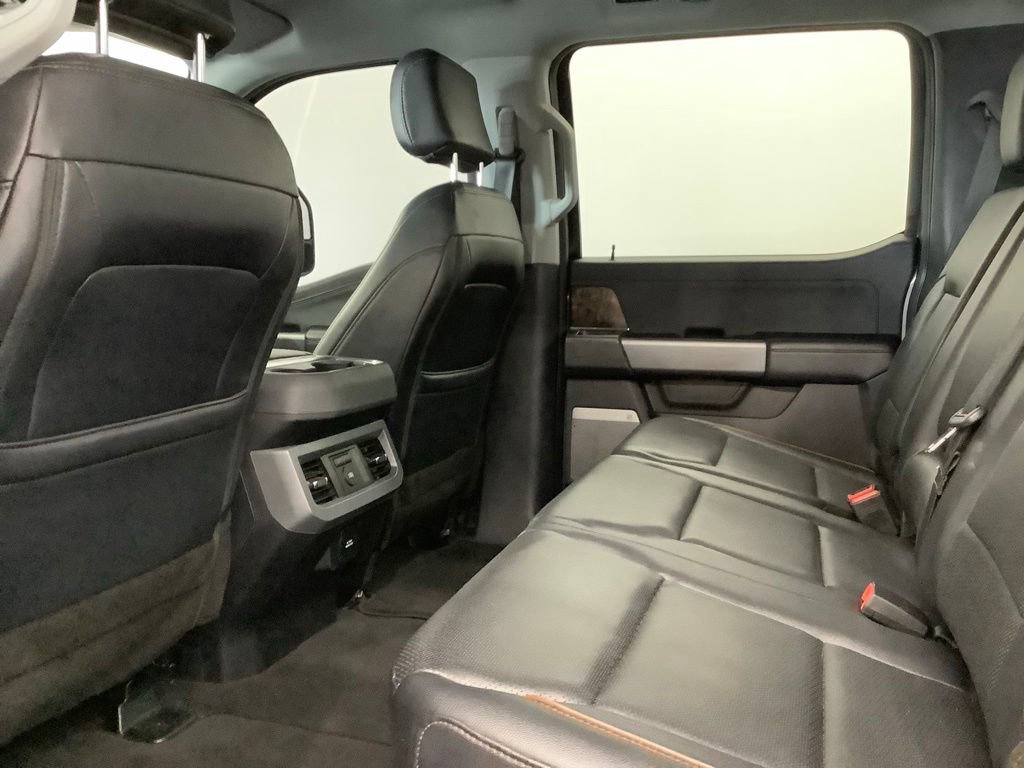 Used 2025 Ford F250 Lariat w/ FX4 Off-Road Package AWD/4WD image 8