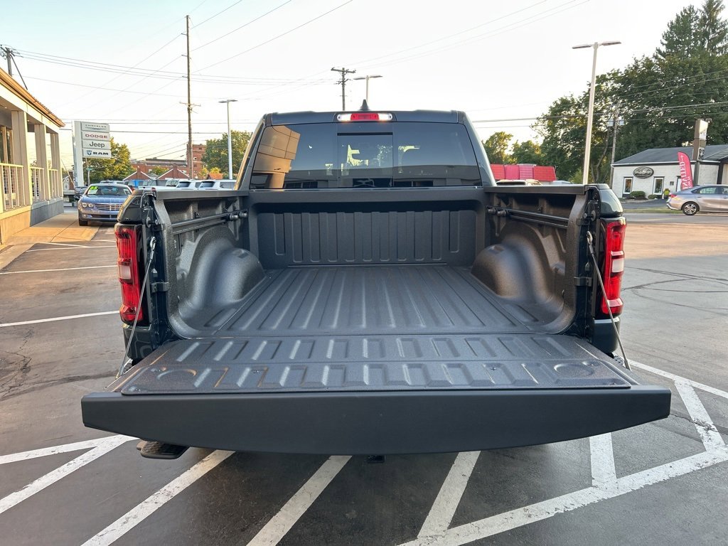 New 2025 RAM 1500 Big Horn AWD/4WD image 3