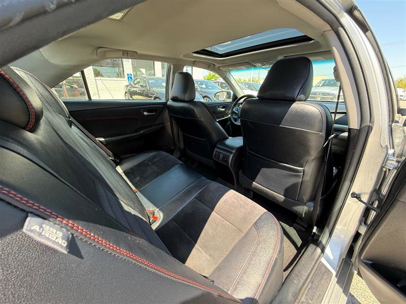 Used 2016 Toyota Camry XSE w/ Moonroof Package FWD image 24