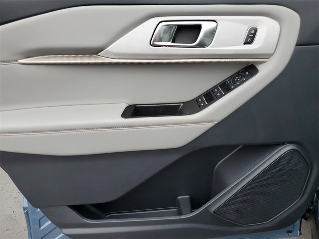 New 2026 Ford Explorer Active w/ Active Comfort Package image 25
