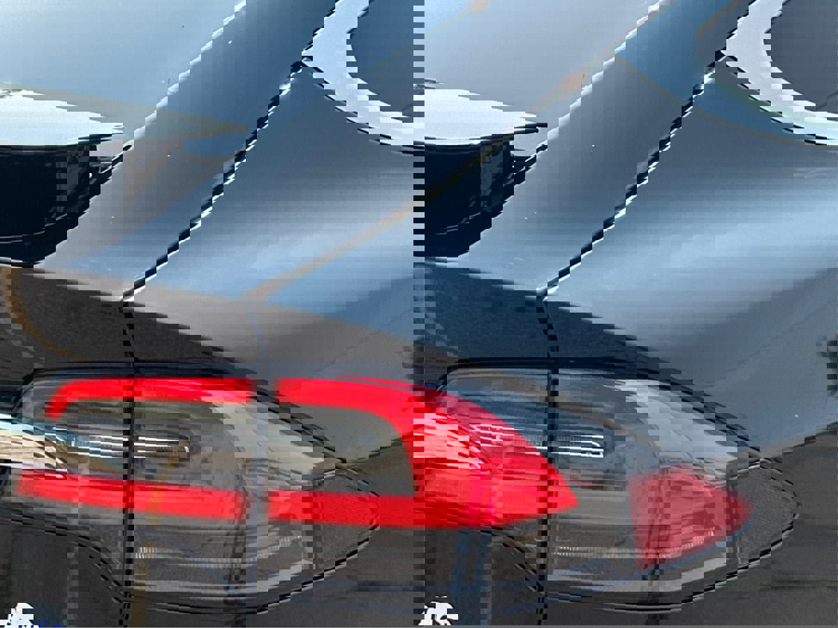 Used 2020 Tesla Model X Long Range image 33