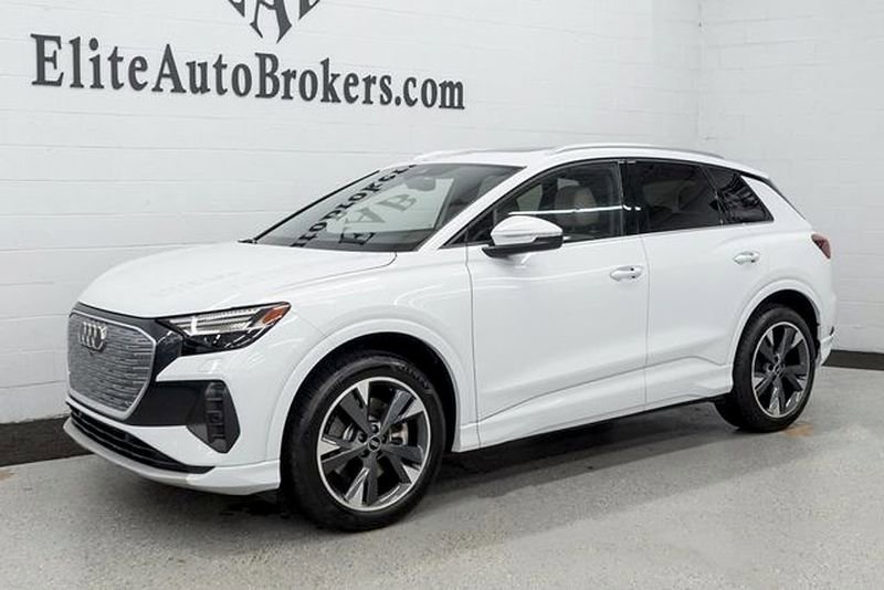 Used 2022 Audi Q4 e-tron Prestige image 40