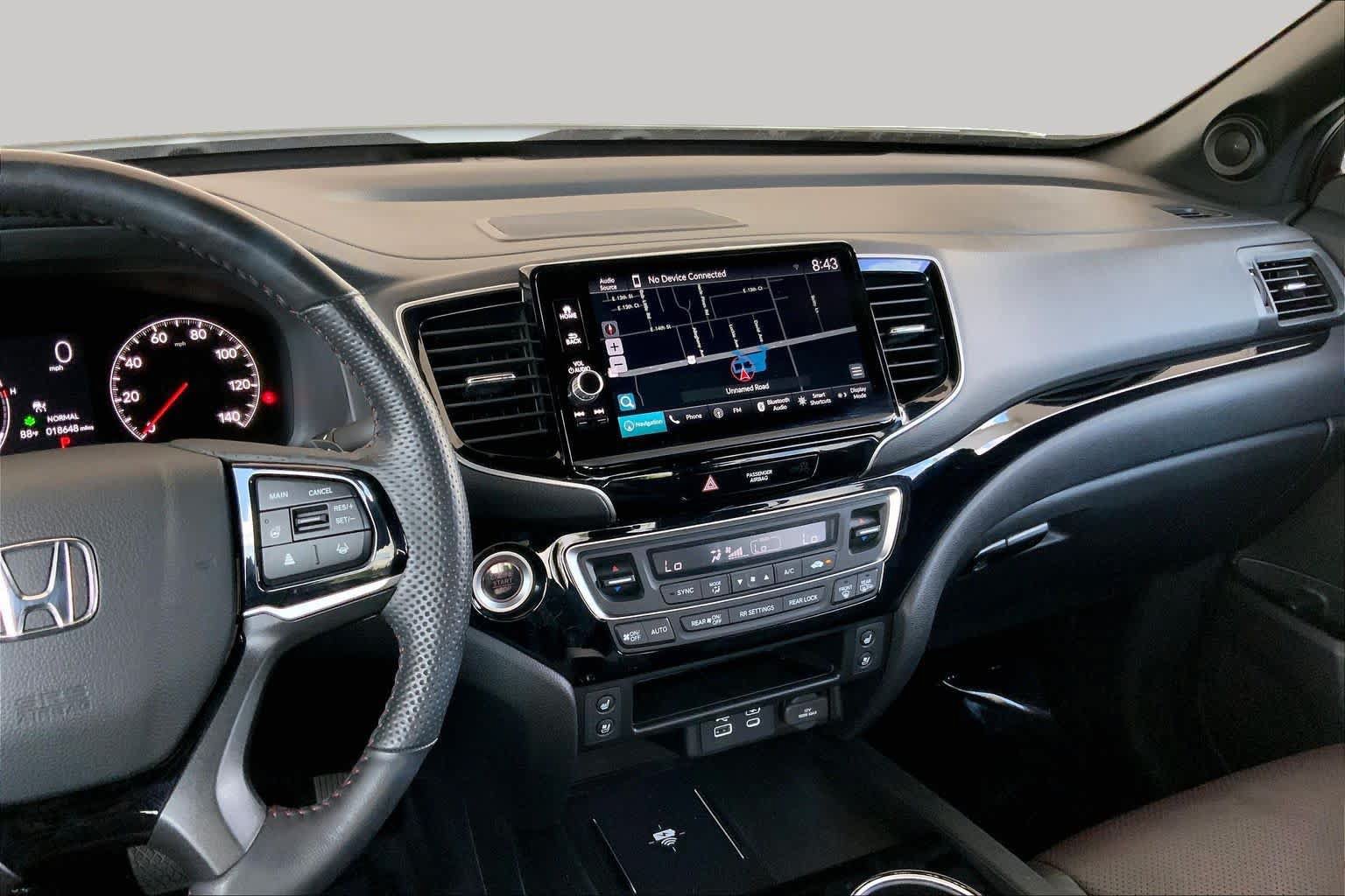 Used 2024 Honda Ridgeline Black Edition image 7