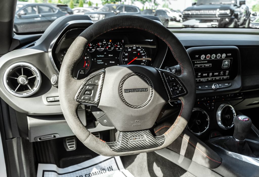 Used 2017 Chevrolet Camaro ZL1 RWD image 10