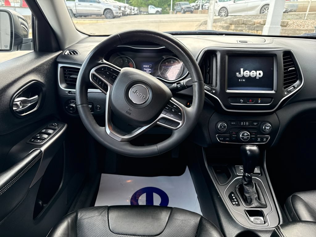 Used 2022 Jeep Cherokee Latitude Lux FWD image 13