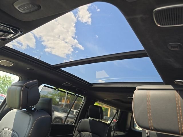 New 2026 Jeep Grand Wagoneer L Summit AWD/4WD image 6