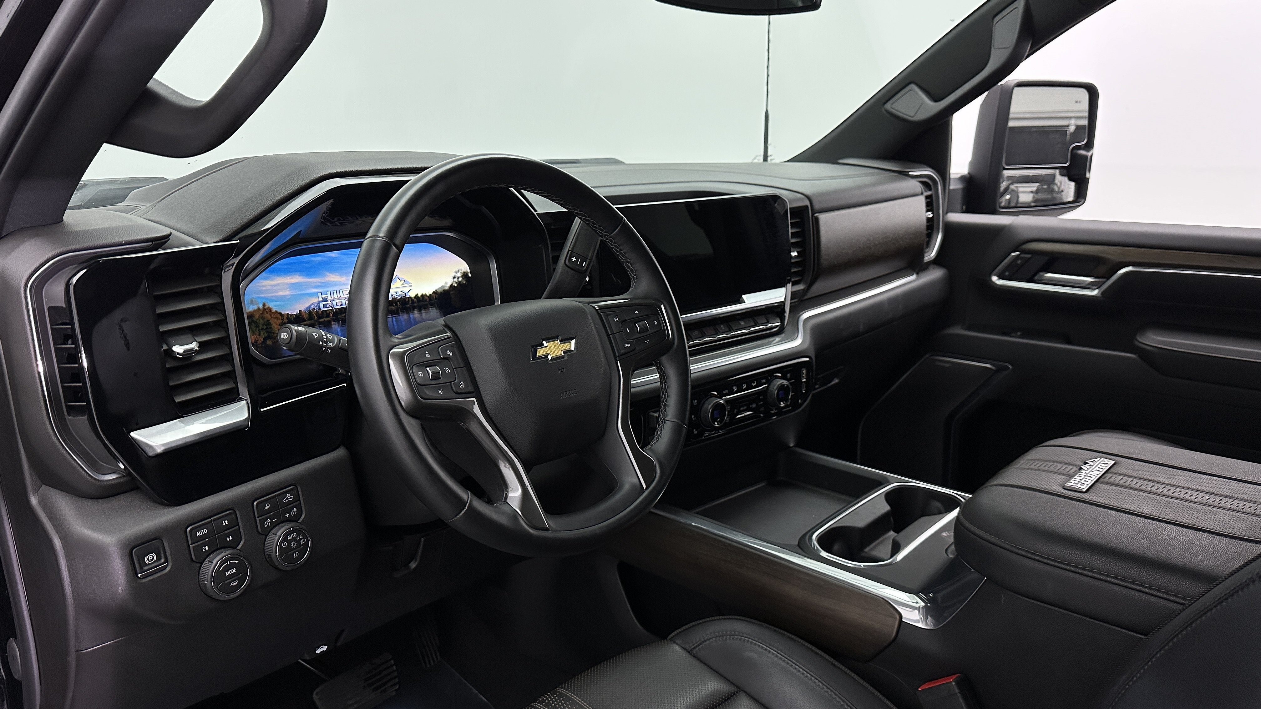 Used 2026 Chevrolet Silverado 3500 High Country AWD/4WD image 11