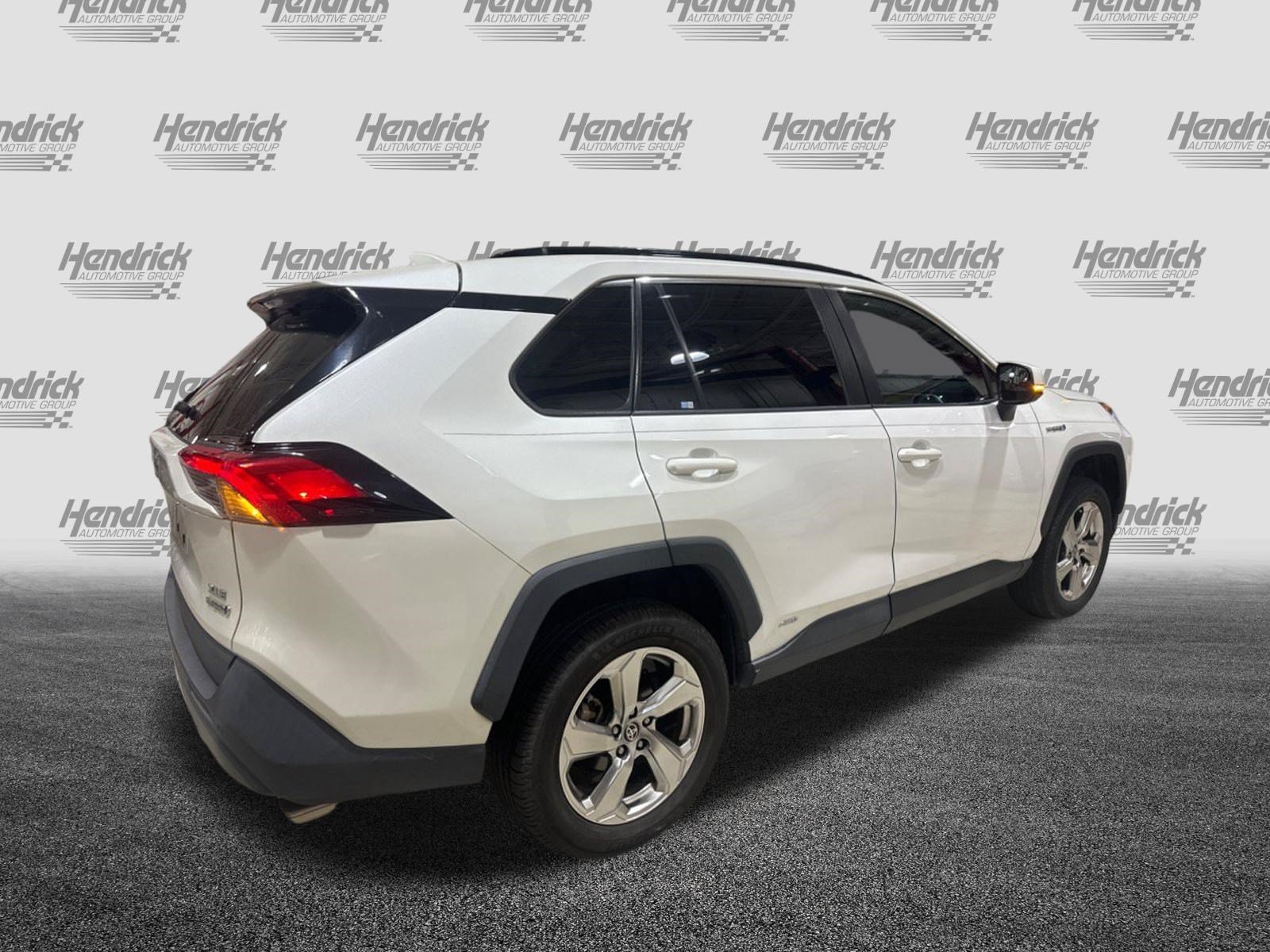 Used 2021 Toyota RAV4 XLE Premium AWD/4WD image 11