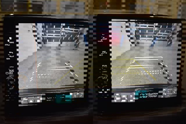 Used 2025 Honda HR-V EX-L image 29