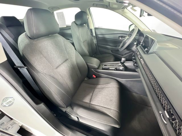 Certified 2023 Honda Accord EX image 29