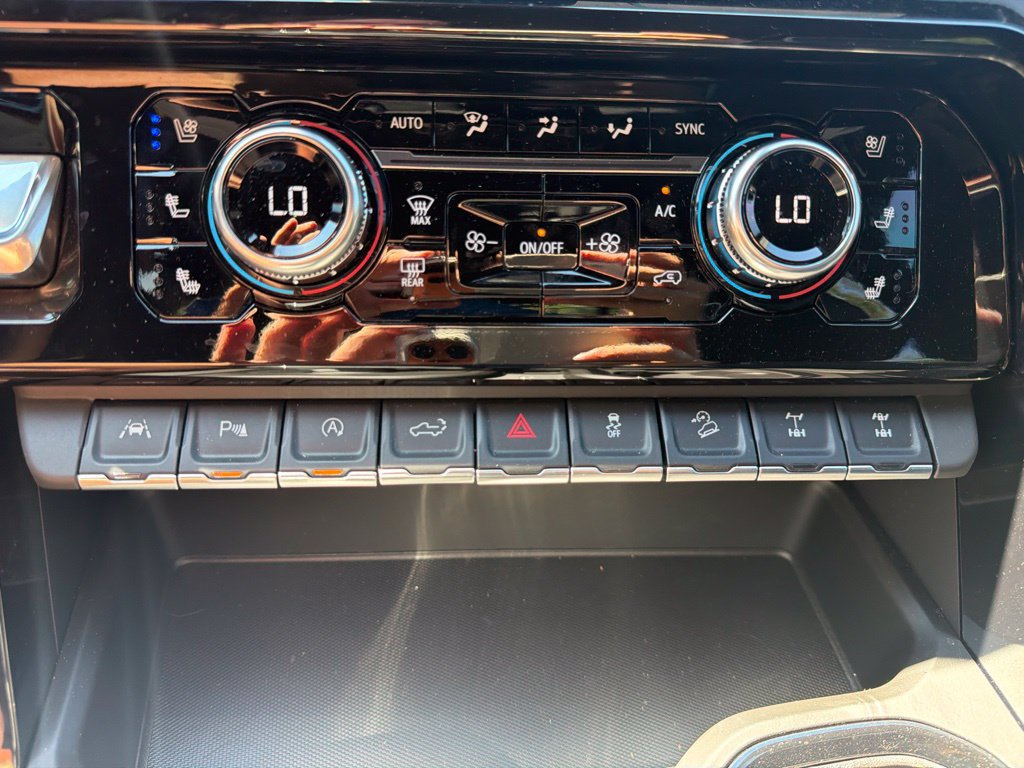 New 2026 GMC Sierra 1500 AT4X AWD/4WD image 28
