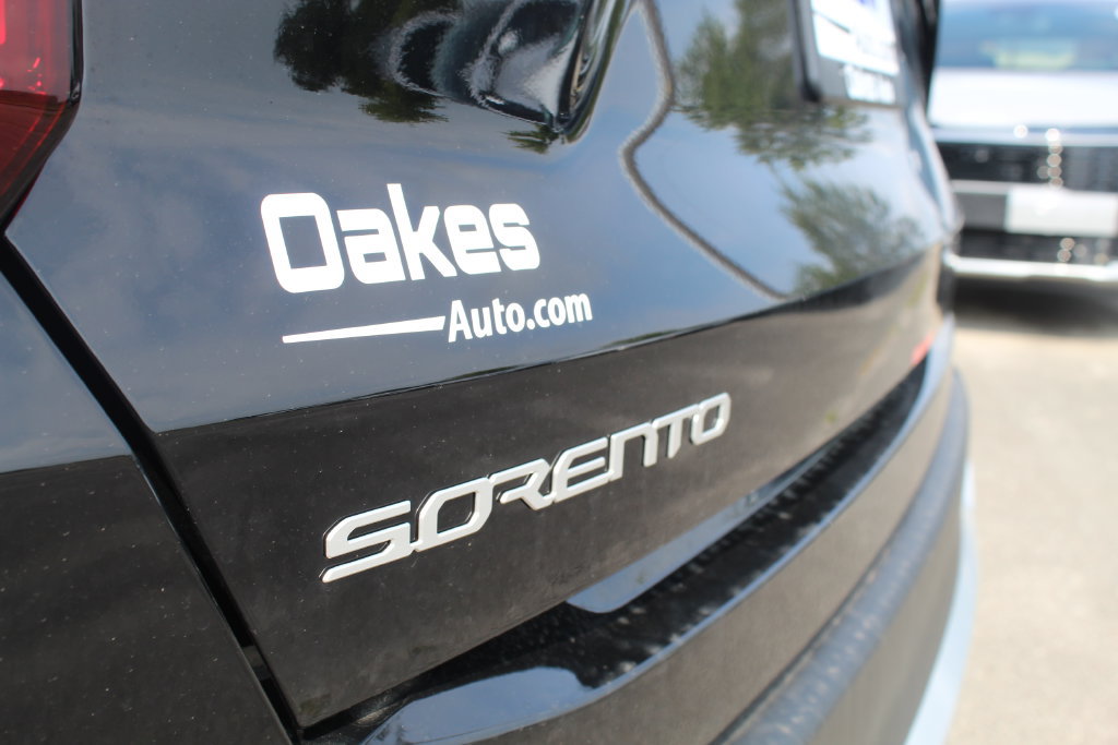 New 2026 Kia Sorento LX FWD image 9