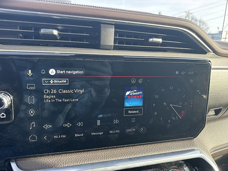 Used 2022 GMC Sierra 1500 Denali w/ Denali Reserve Package image 12