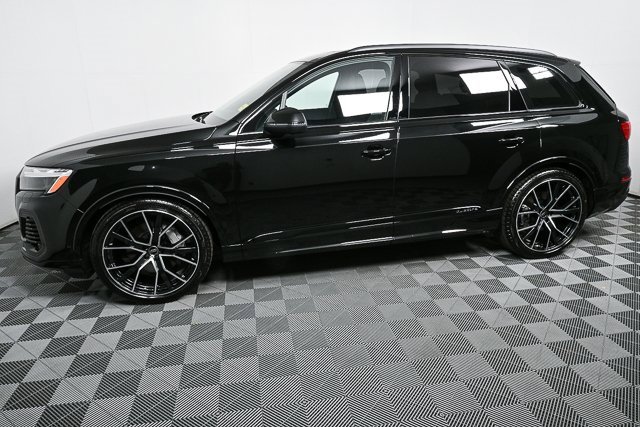 New 2025 Audi Q7 3.0T Prestige image 35