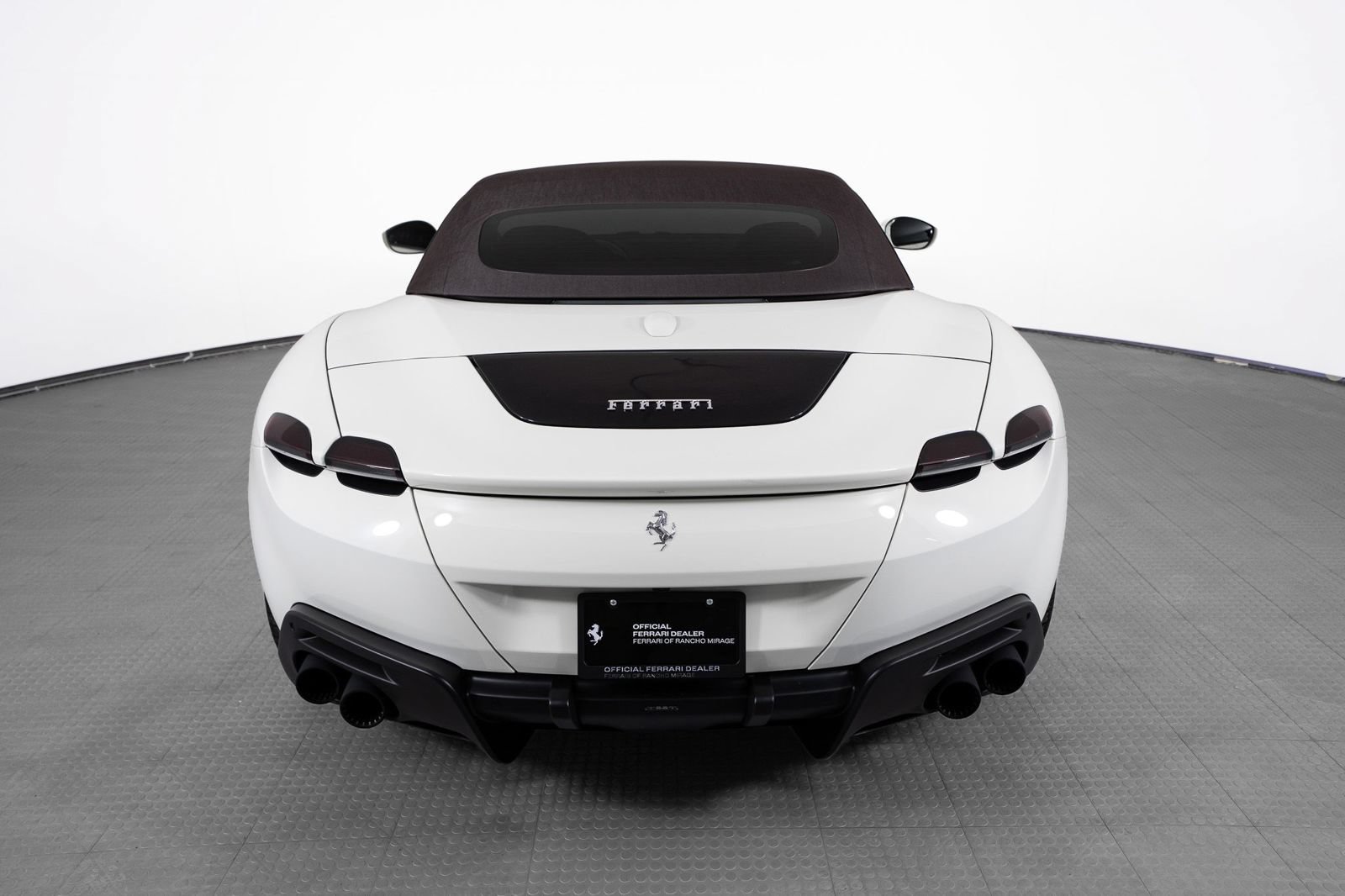 Certified 2025 Ferrari Roma Spider RWD image 45