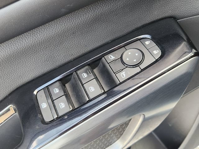 Used 2022 Nissan Pathfinder SL w/ SL Premium Package FWD image 21