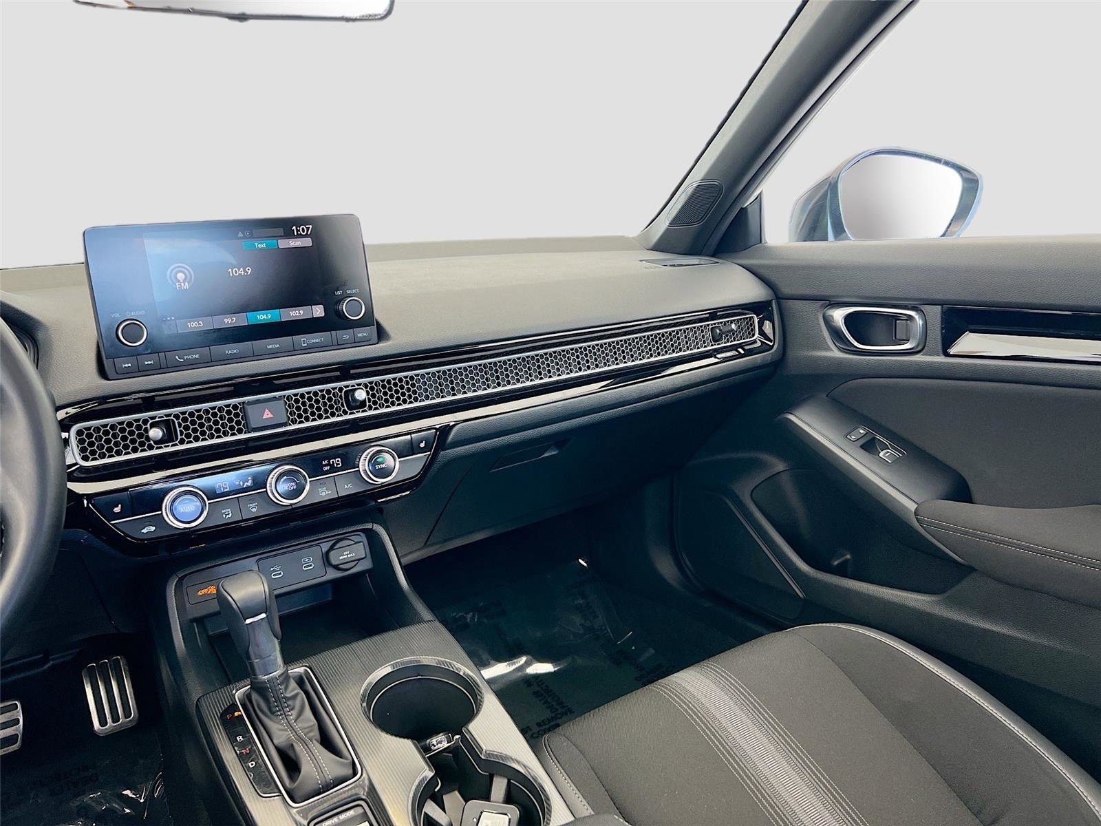 Certified 2025 Honda Civic Sport image 24