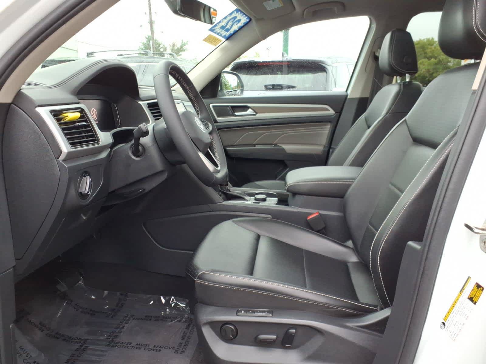 Used 2022 Volkswagen Atlas SEL AWD/4WD image 11