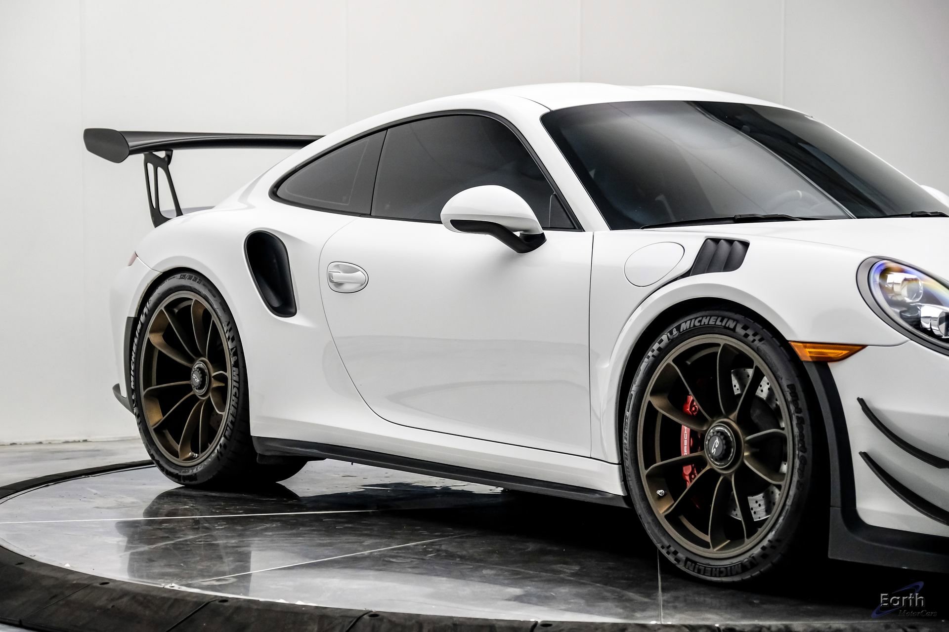 Used 2016 Porsche 911 GT3 RS image 34