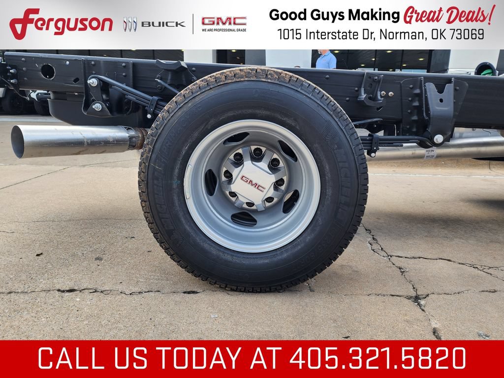 New 2026 GMC Sierra 3500 Pro w/ Convenience Package AWD/4WD image 48