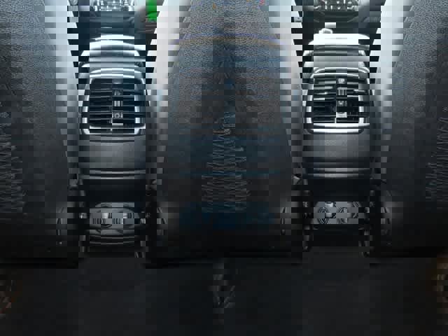 Used 2019 Kia Sorento LX image 24