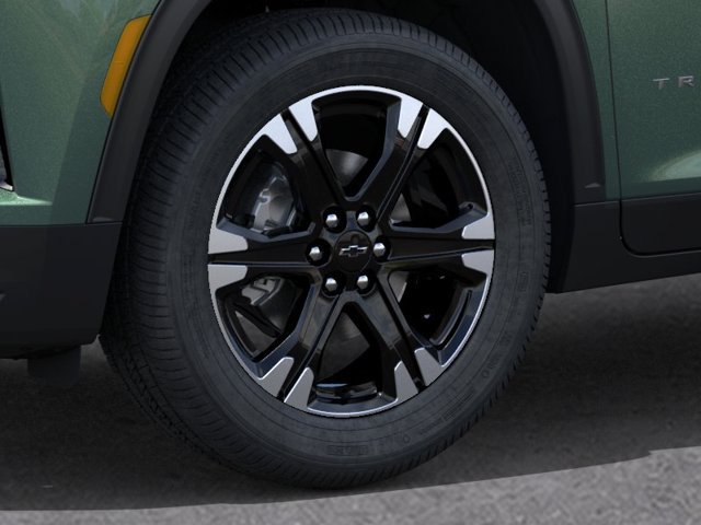 New 2027 Chevrolet Traverse LT w/ Driver Confidence Package FWD image 9