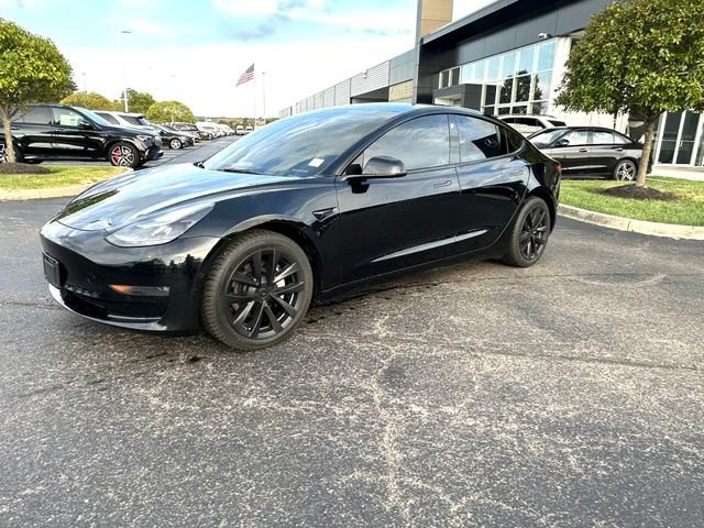 Used 2022 Tesla Model 3 Long Range AWD/4WD image 5
