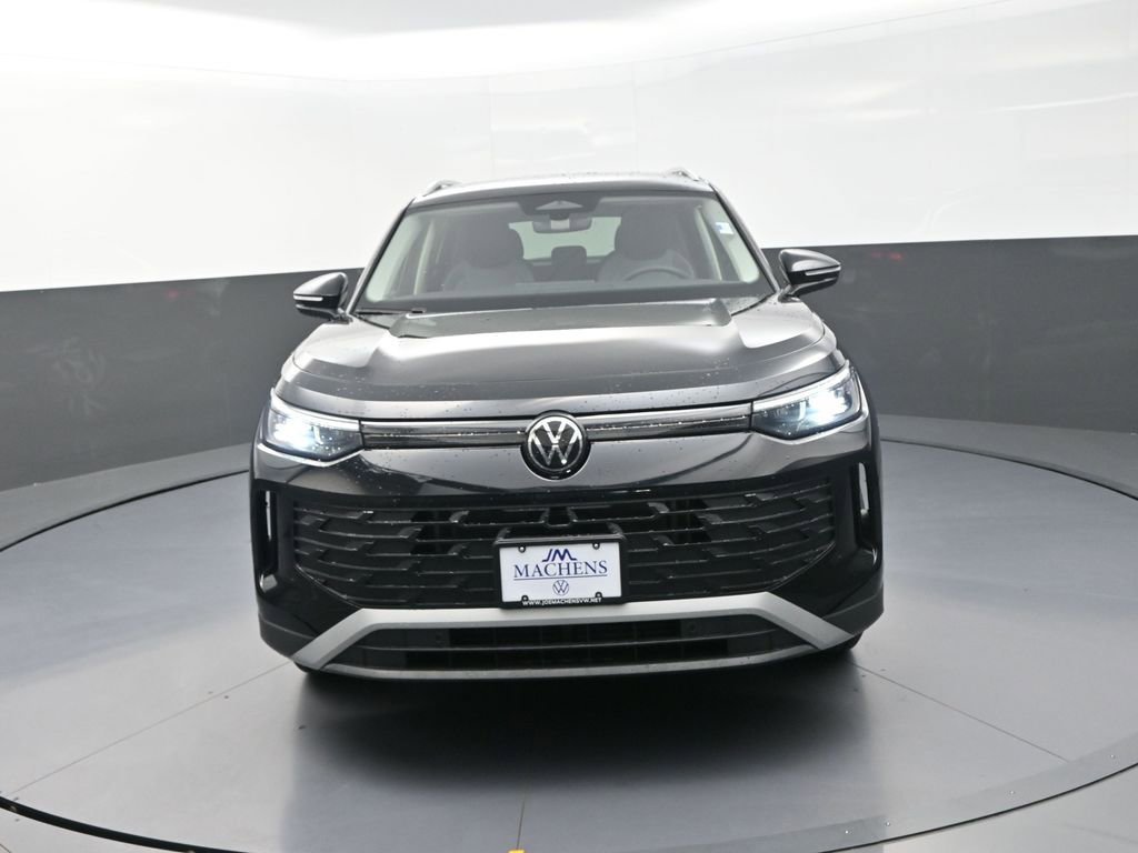 New 2026 Volkswagen Tiguan S AWD/4WD image 2